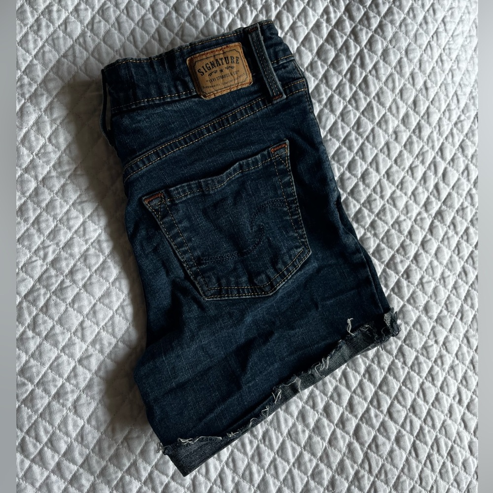 Vintage Levi high waist shorts